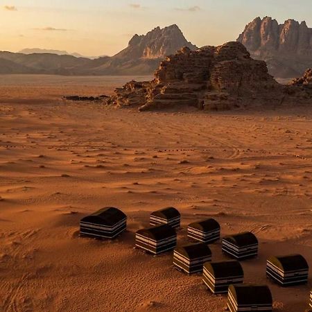 Hotel Real Bedouin Experience Tours & Camp Wadi Rum Exterior foto