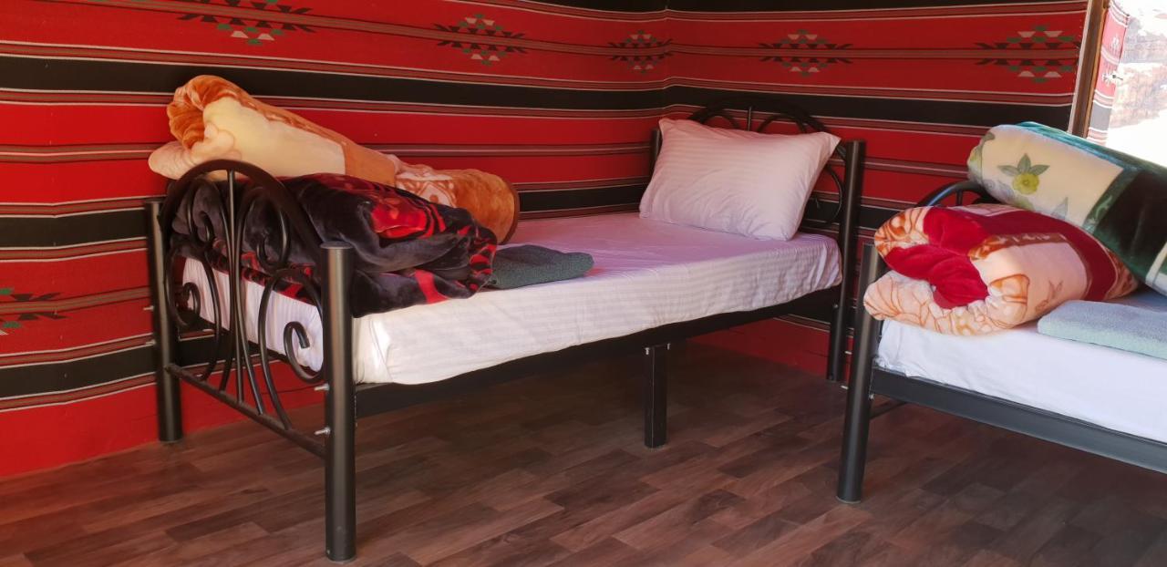 Hotel Real Bedouin Experience Tours & Camp Wadi Rum Exterior foto